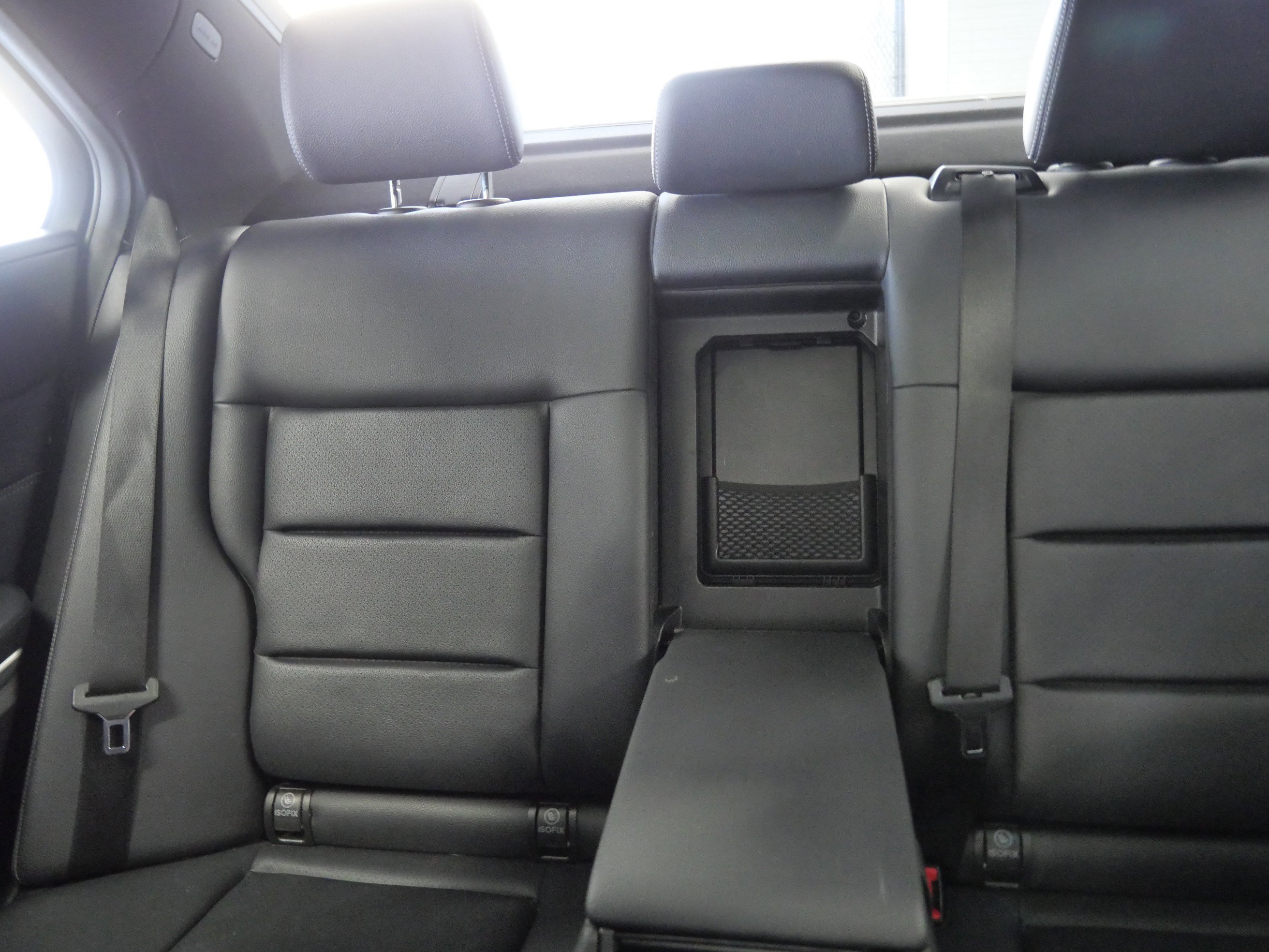 Used 2014 Mercedes-Benz E 350 4MATIC Sedan image 12