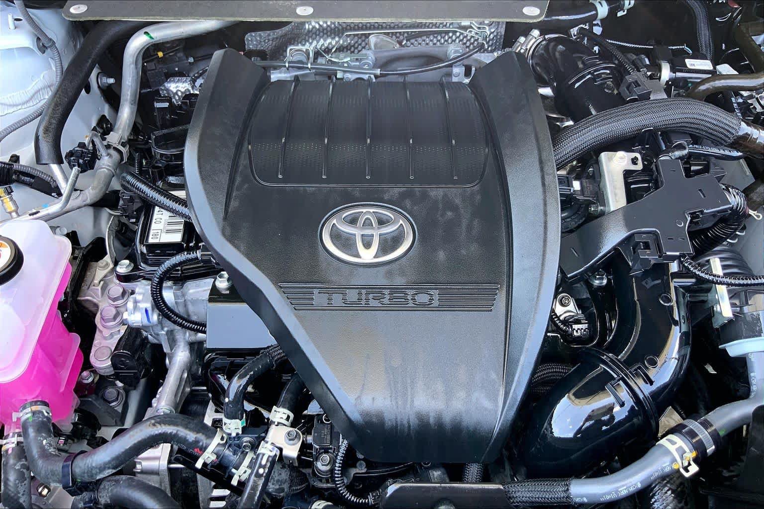 Used 2026 Toyota Grand Highlander AWD image 32