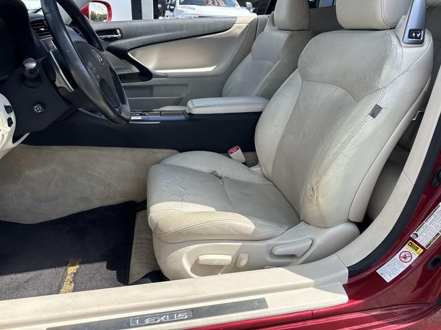 Used 2010 Lexus IS 250C w/ Luxury Pkg RWD image 15