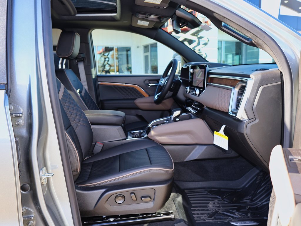 New 2026 GMC Canyon Denali image 28