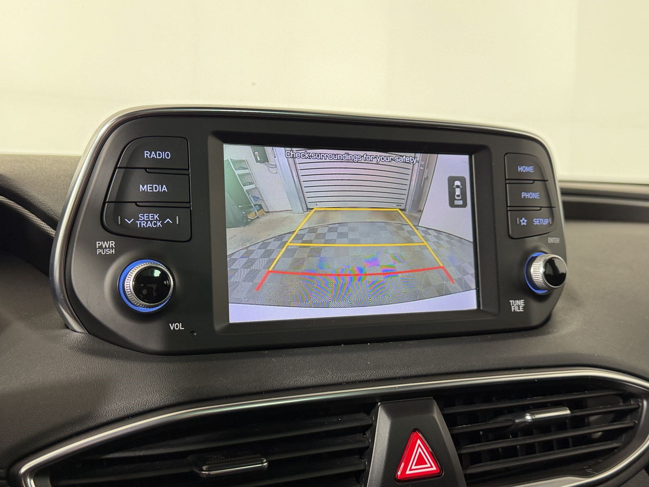 Used 2019 Hyundai Santa Fe Limited FWD image 17