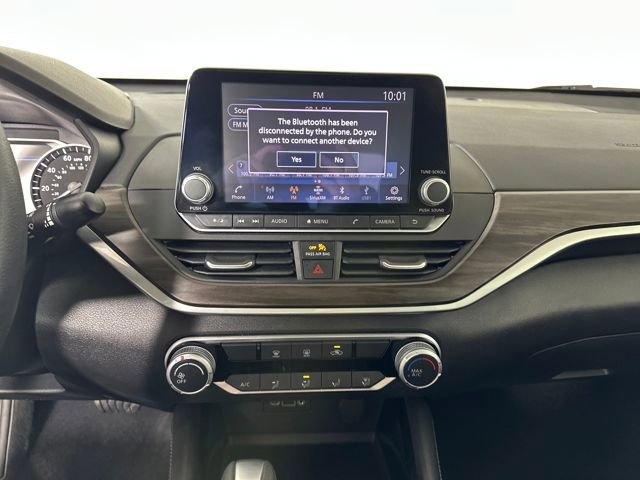 Used 2023 Nissan Altima 2.5 SV image 21