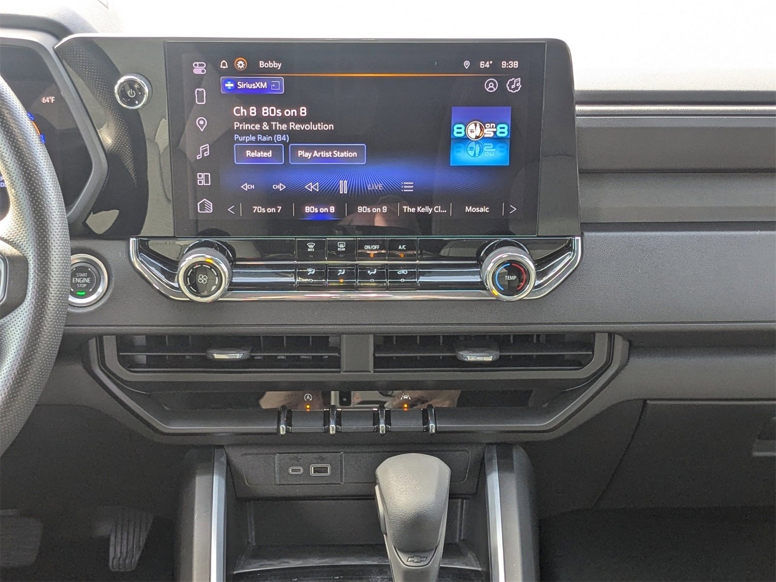 Used 2024 Chevrolet Colorado Trail Boss image 18