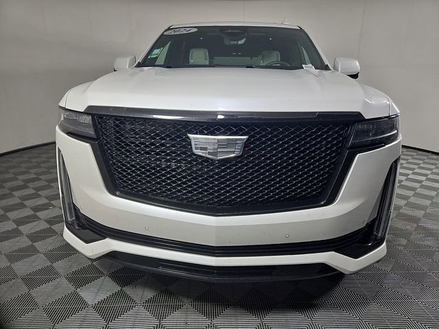 Used 2024 Cadillac Escalade Sport w/ Touring Package AWD/4WD image 3