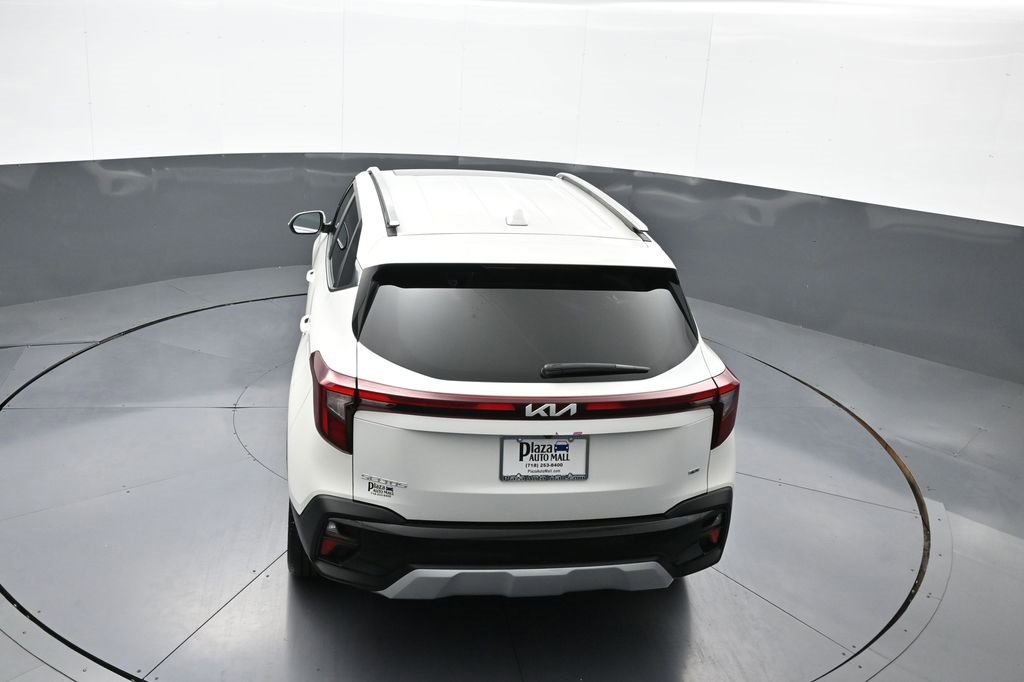Certified 2025 Kia Seltos SX w/ SX Sunroof Package image 40