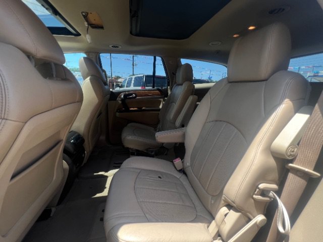 Used 2012 Buick Enclave Leather FWD image 11