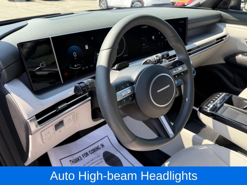 Used 2025 Hyundai Tucson Limited AWD/4WD image 19