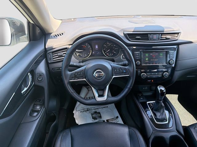 Used 2020 Nissan Rogue SL w/ Premium Package image 17