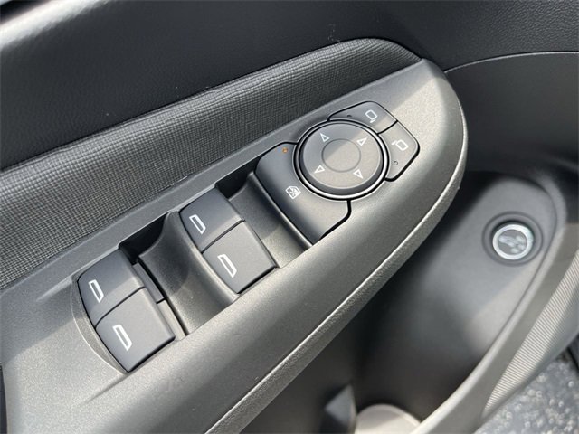 New 2025 Buick Envista Avenir image 13