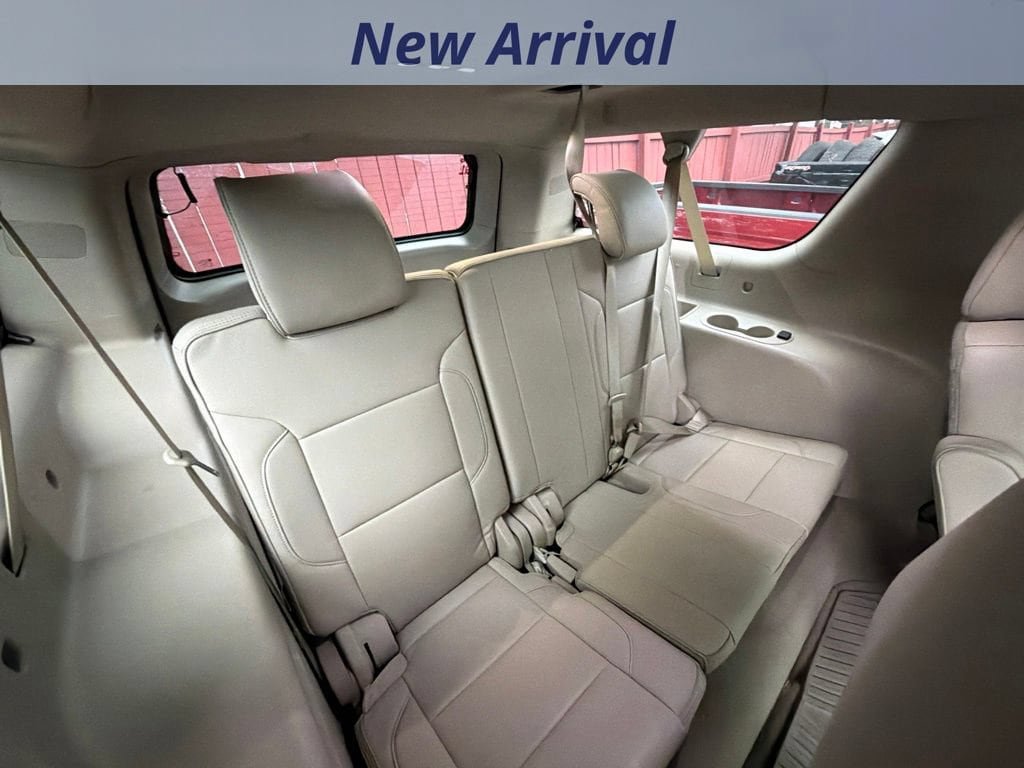 Used 2019 GMC Yukon XL Denali w/ Denali Ultimate Package AWD/4WD image 7