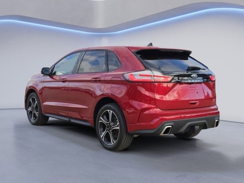 Used 2024 Ford Edge ST AWD/4WD image 3