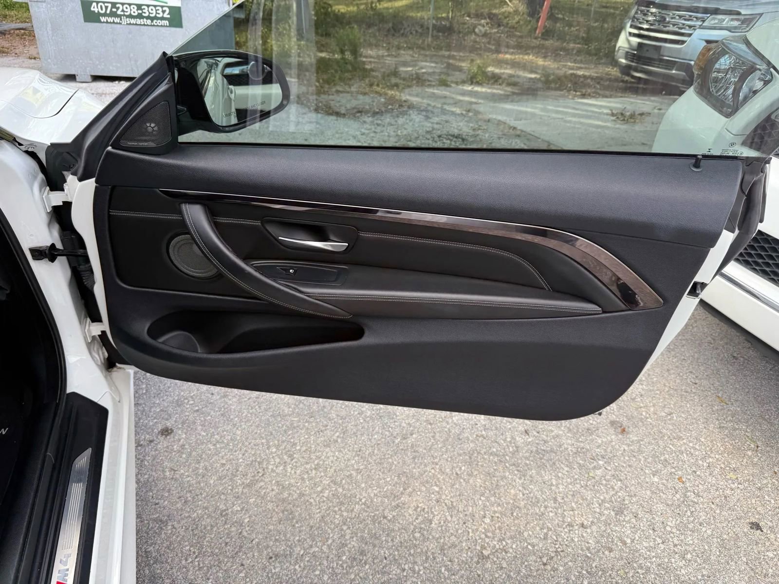 Used 2015 BMW M4 Convertible image 15