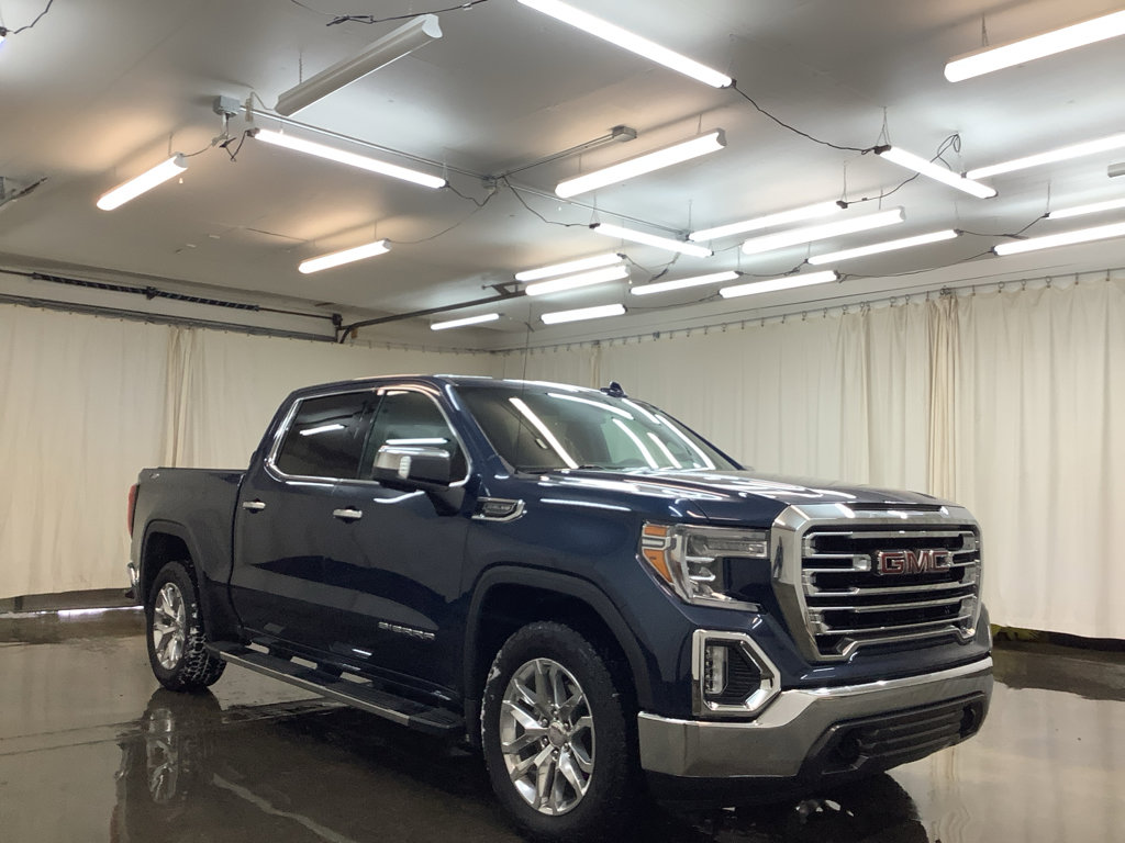 Used 2022 GMC Sierra 1500 SLT w/ SLT Premium Package image 4