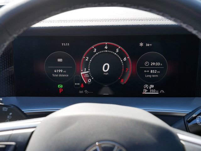 Certified 2025 Volkswagen Tiguan SE image 27