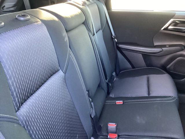 Used 2022 Mitsubishi Outlander ES image 18