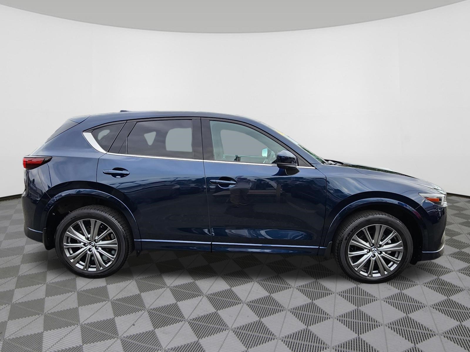 Certified 2025 MAZDA CX-5 Signature AWD/4WD image 6
