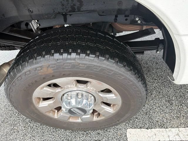 Used 2025 Ford F350 Lariat w/ Lariat Ultimate Package AWD/4WD image 13
