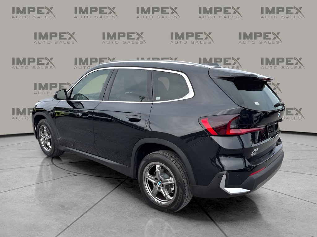 Used 2023 BMW X1 xDrive28i w/ Convenience Package AWD/4WD image 3