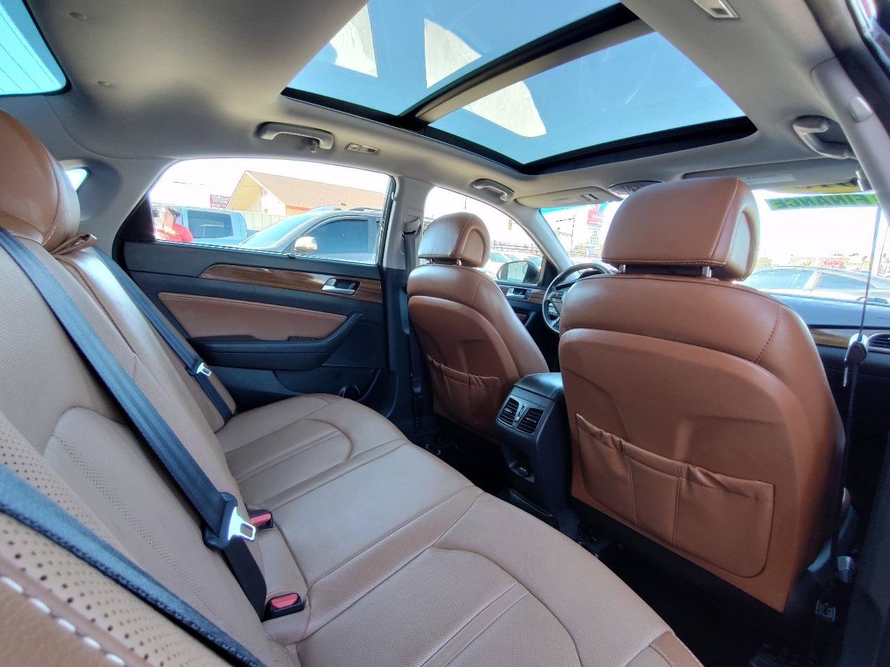 Used 2015 Hyundai Sonata Limited w/ Option Group 06 FWD image 46