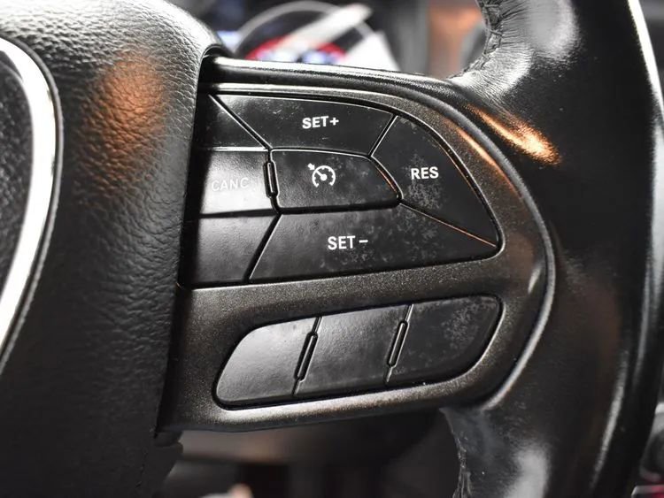 Used 2022 Dodge Charger SXT RWD image 22