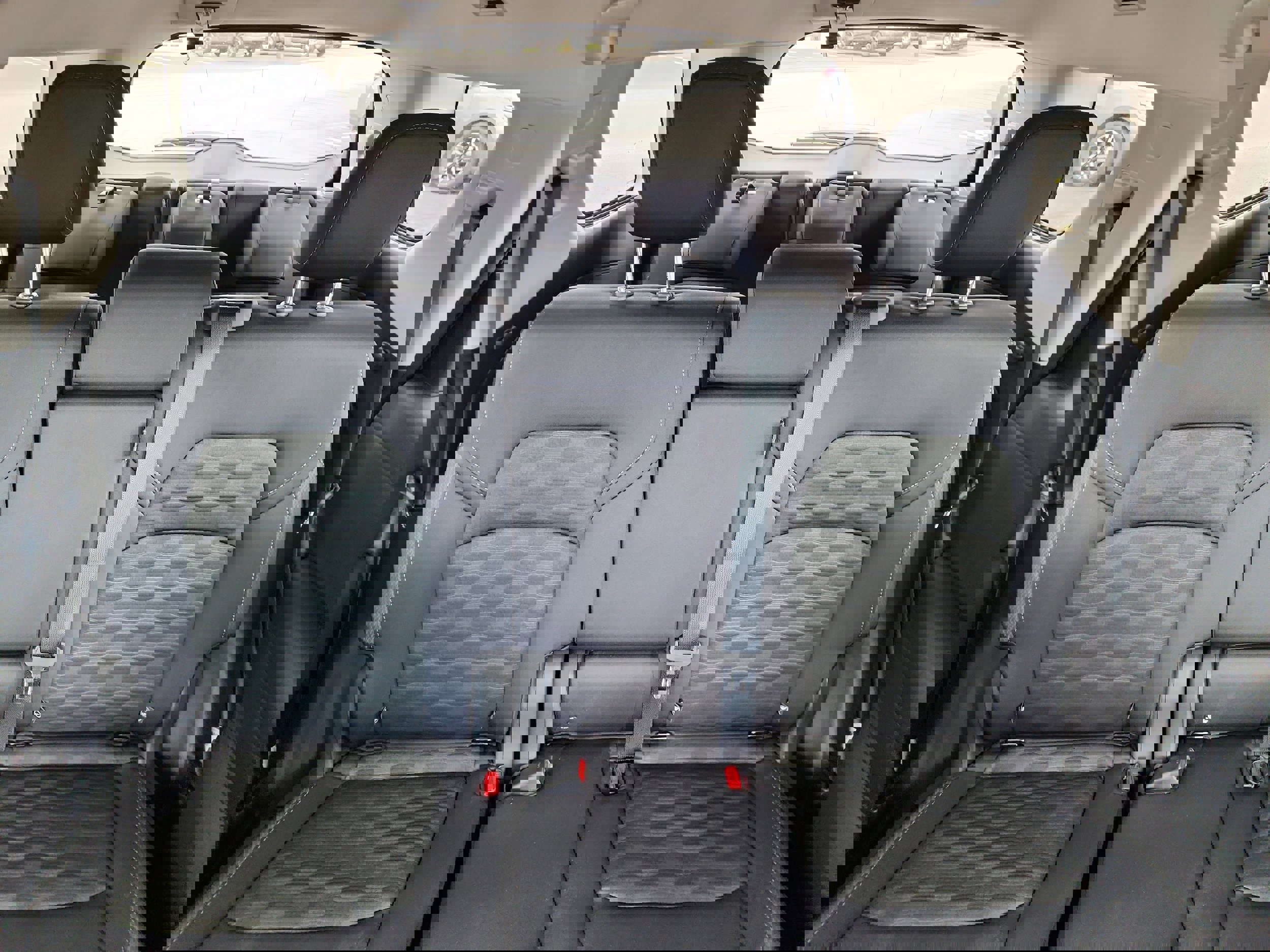 New 2025 Nissan Pathfinder SV w/ Black Appearance Package image 21