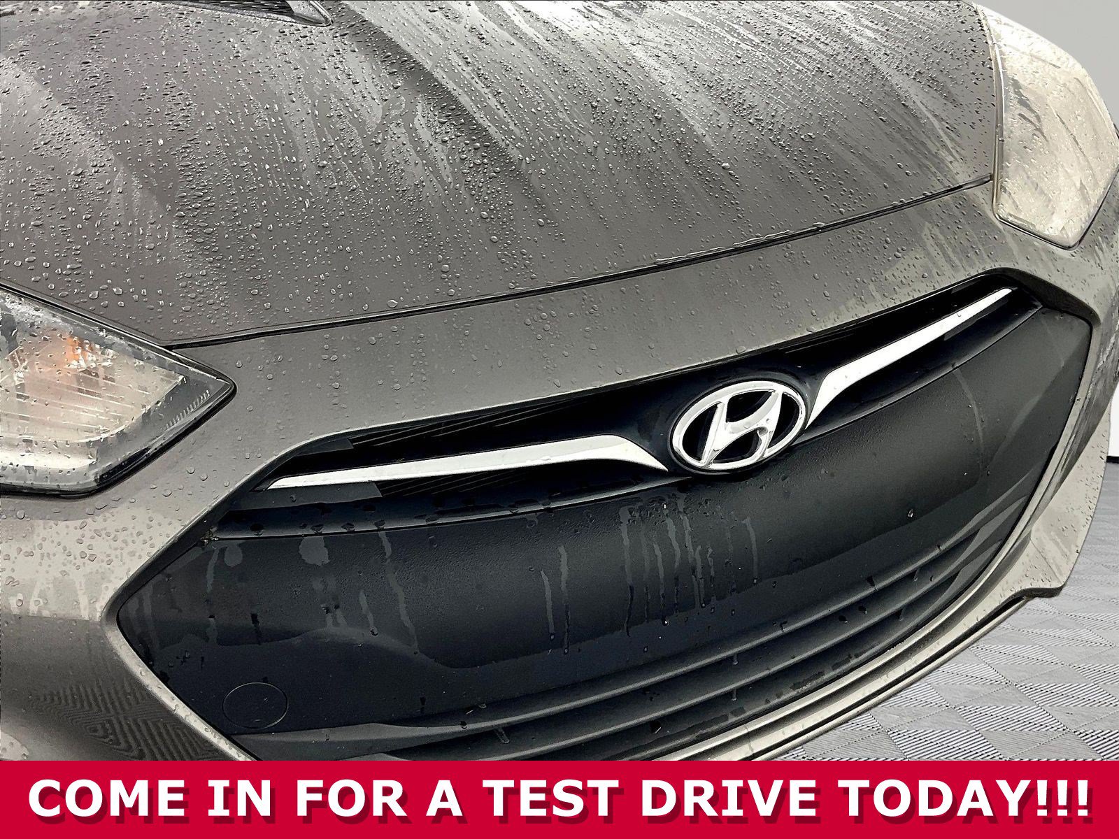 Used 2013 Hyundai Genesis 3.8 RWD image 28