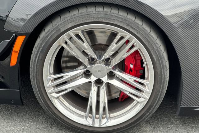 Used 2018 Chevrolet Camaro ZL1 image 39