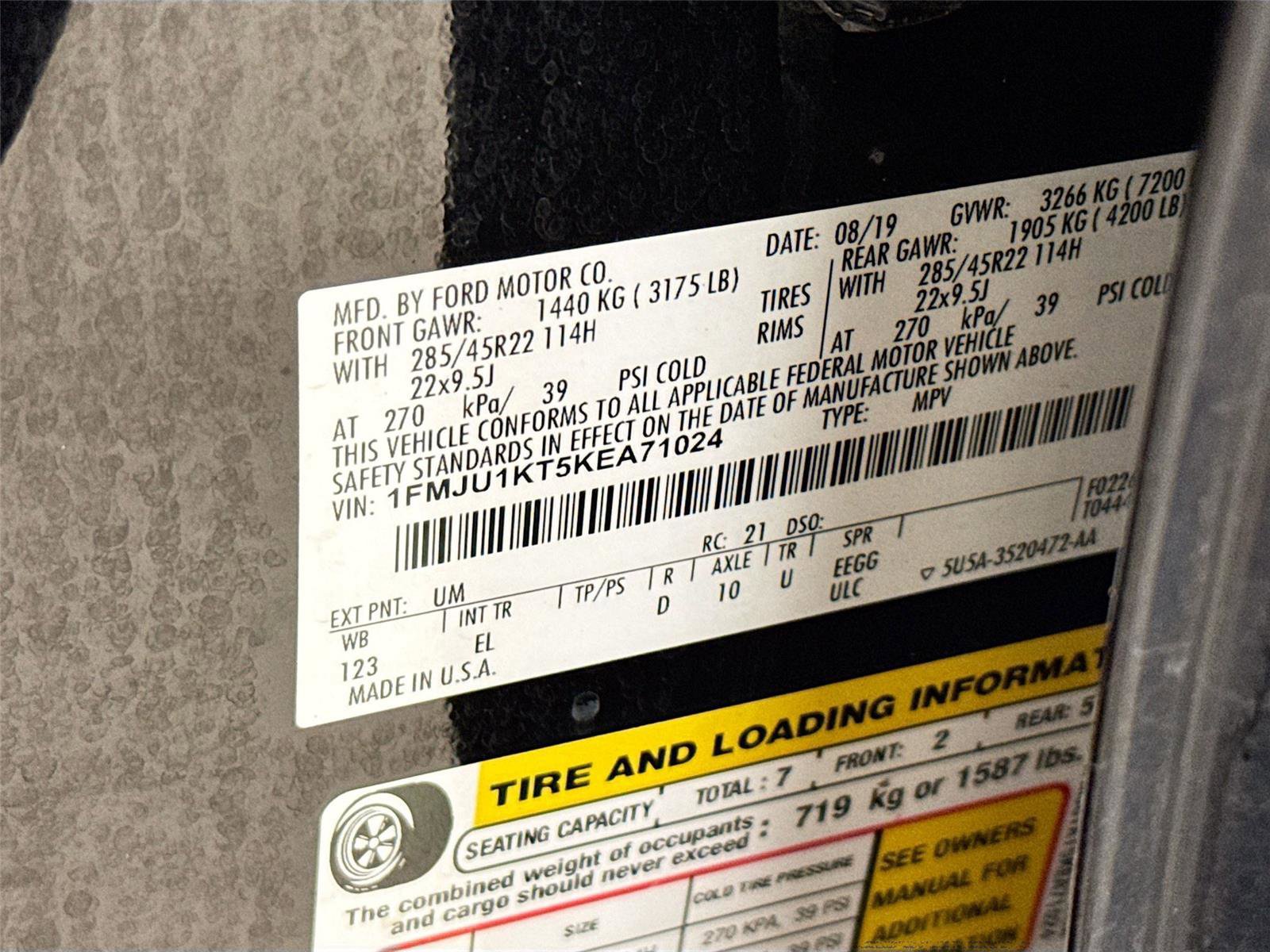 Used 2019 Ford Expedition Limited w/ Equipment Group 302A RWD image 34