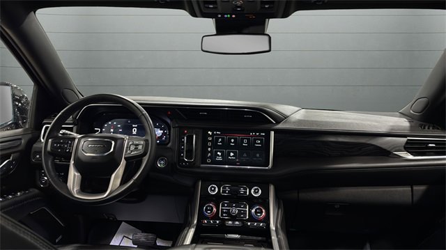 Used 2024 GMC Yukon Denali image 9