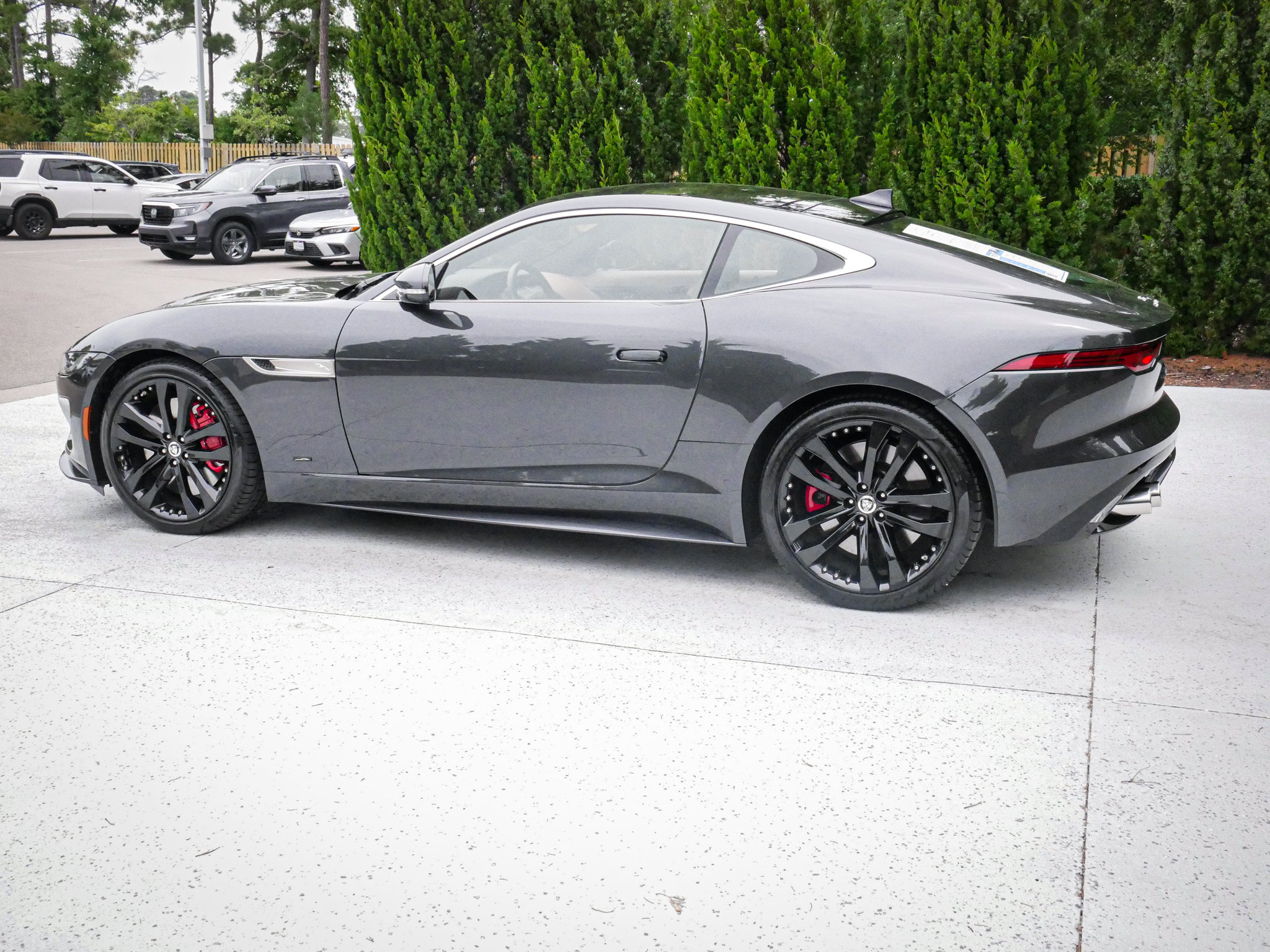 Used 2024 Jaguar F-TYPE Coupe AWD image 7