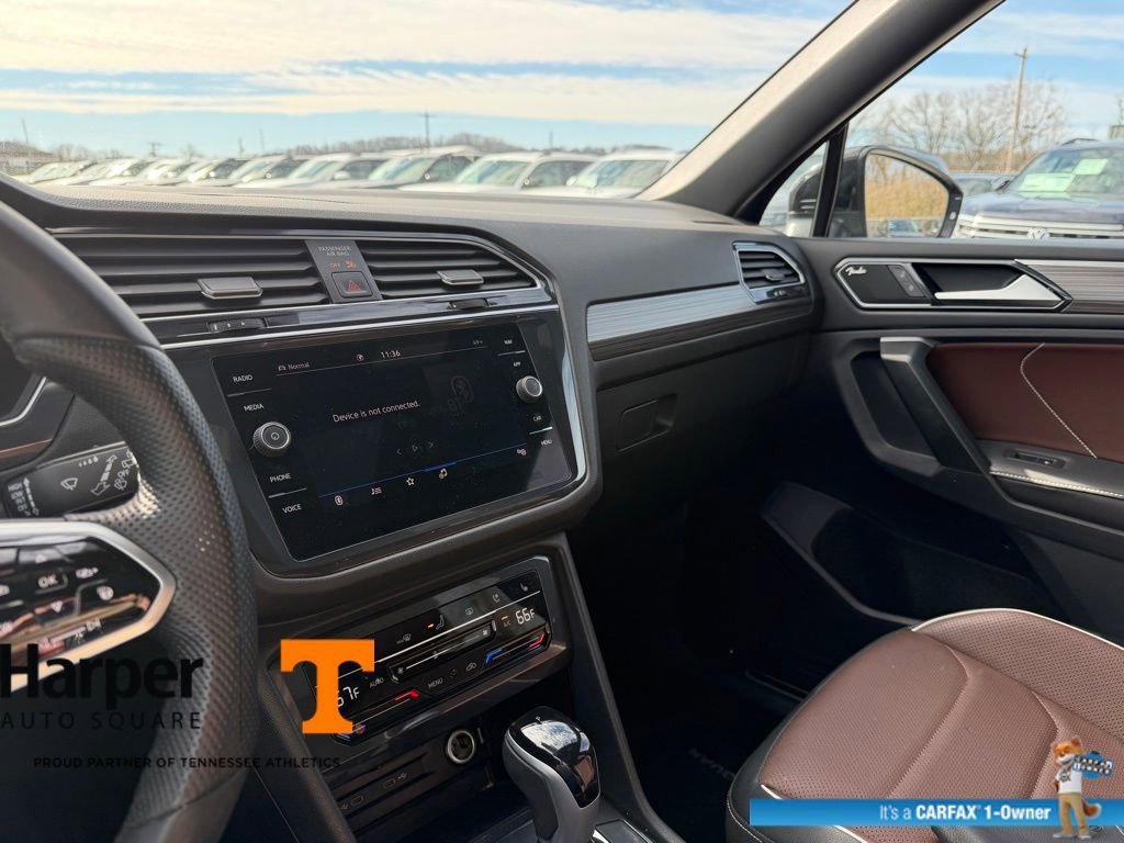 Used 2024 Volkswagen Tiguan SEL R-Line image 16