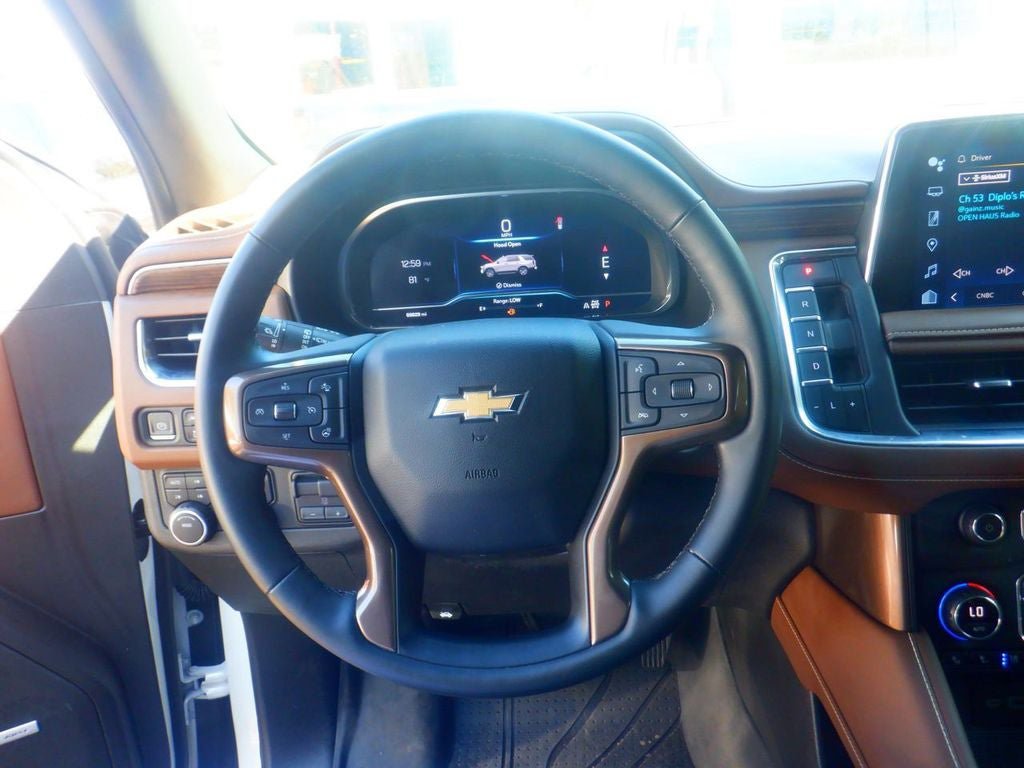 Used 2023 Chevrolet Tahoe High Country w/ Premium Package AWD/4WD image 3