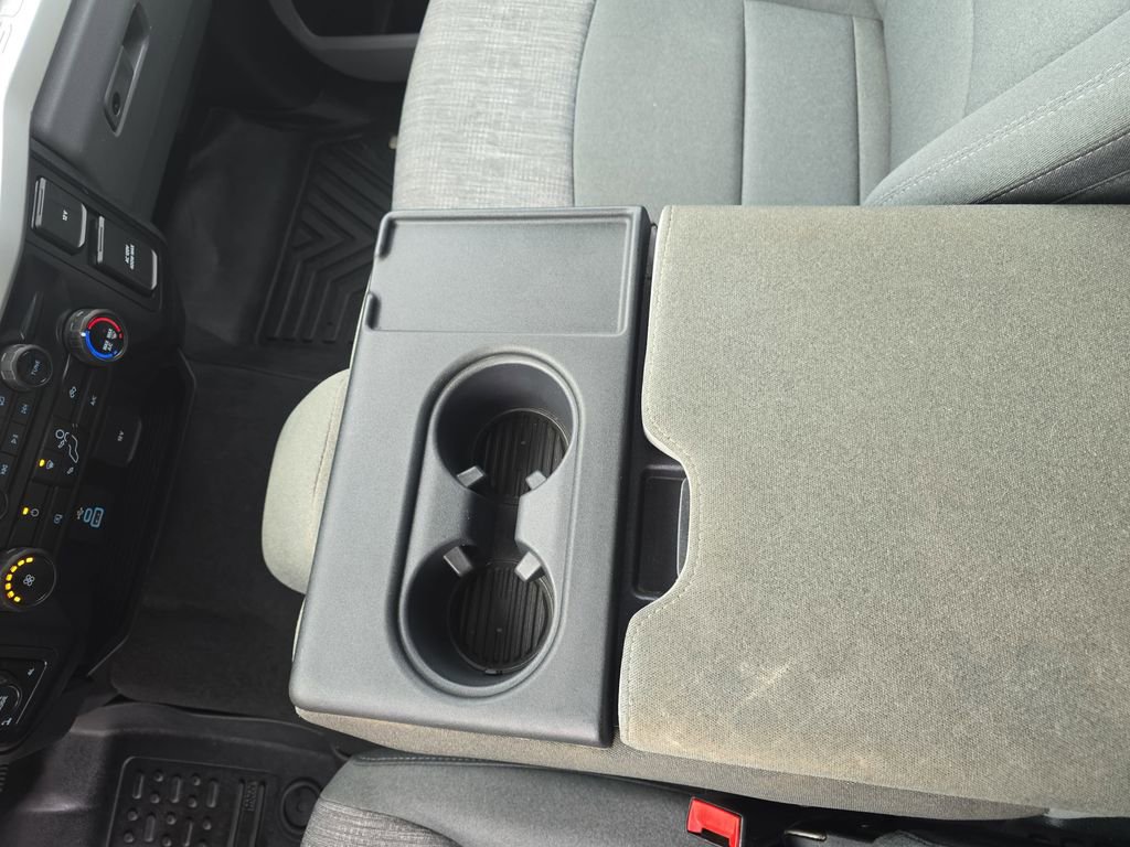 Used 2024 Ford F250 XLT w/ Camper Package image 25