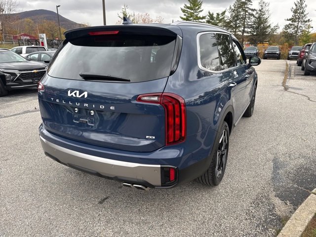 Used 2025 Kia Telluride S image 31