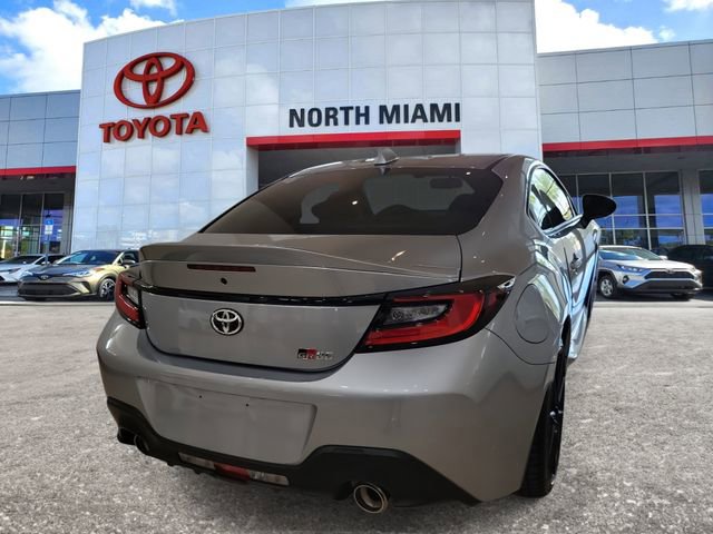 Used 2025 Toyota GR86 Premium image 4