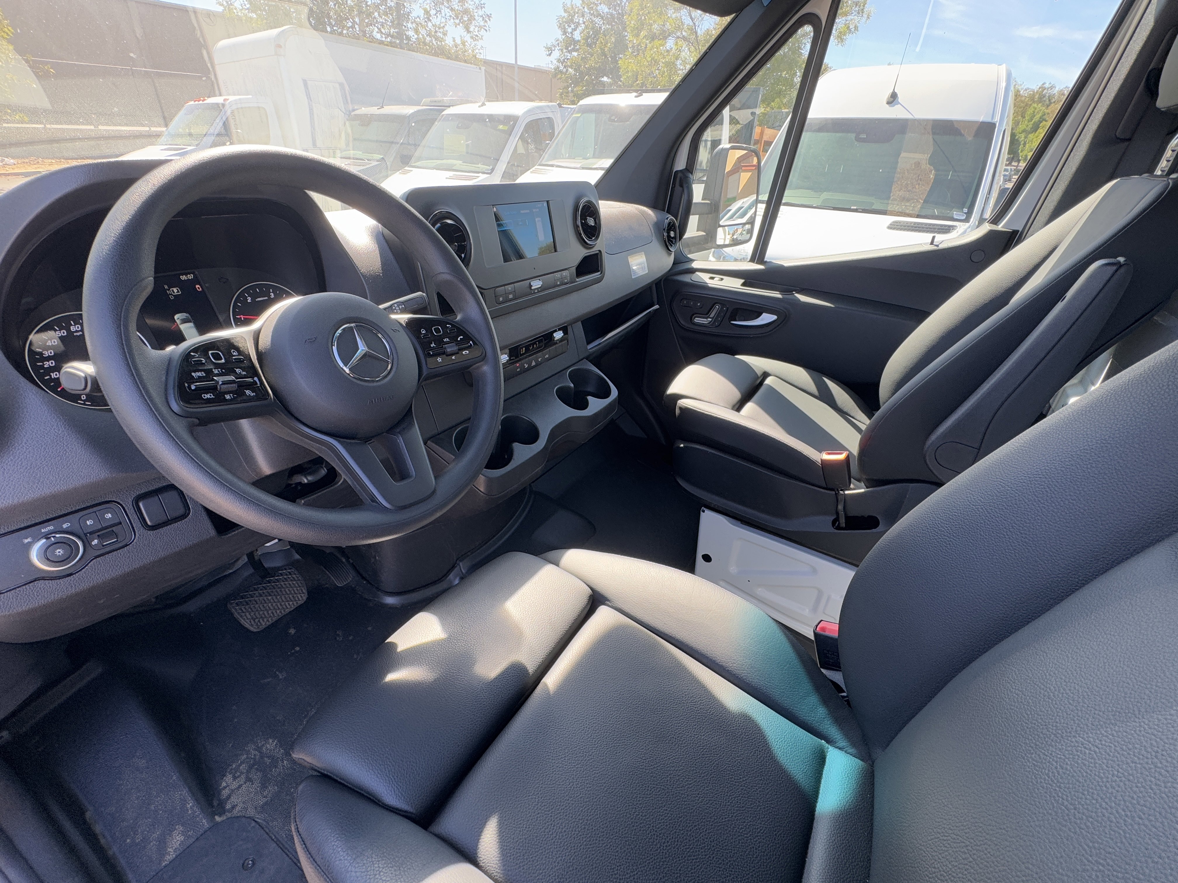 New 2024 Mercedes-Benz Sprinter 3500 image 16