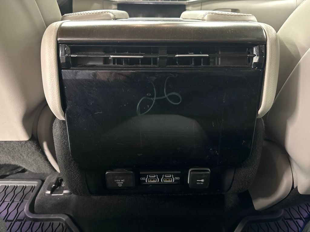 Used 2022 Jeep Grand Wagoneer Series I w/ Flexible Seating Group AWD/4WD image 14
