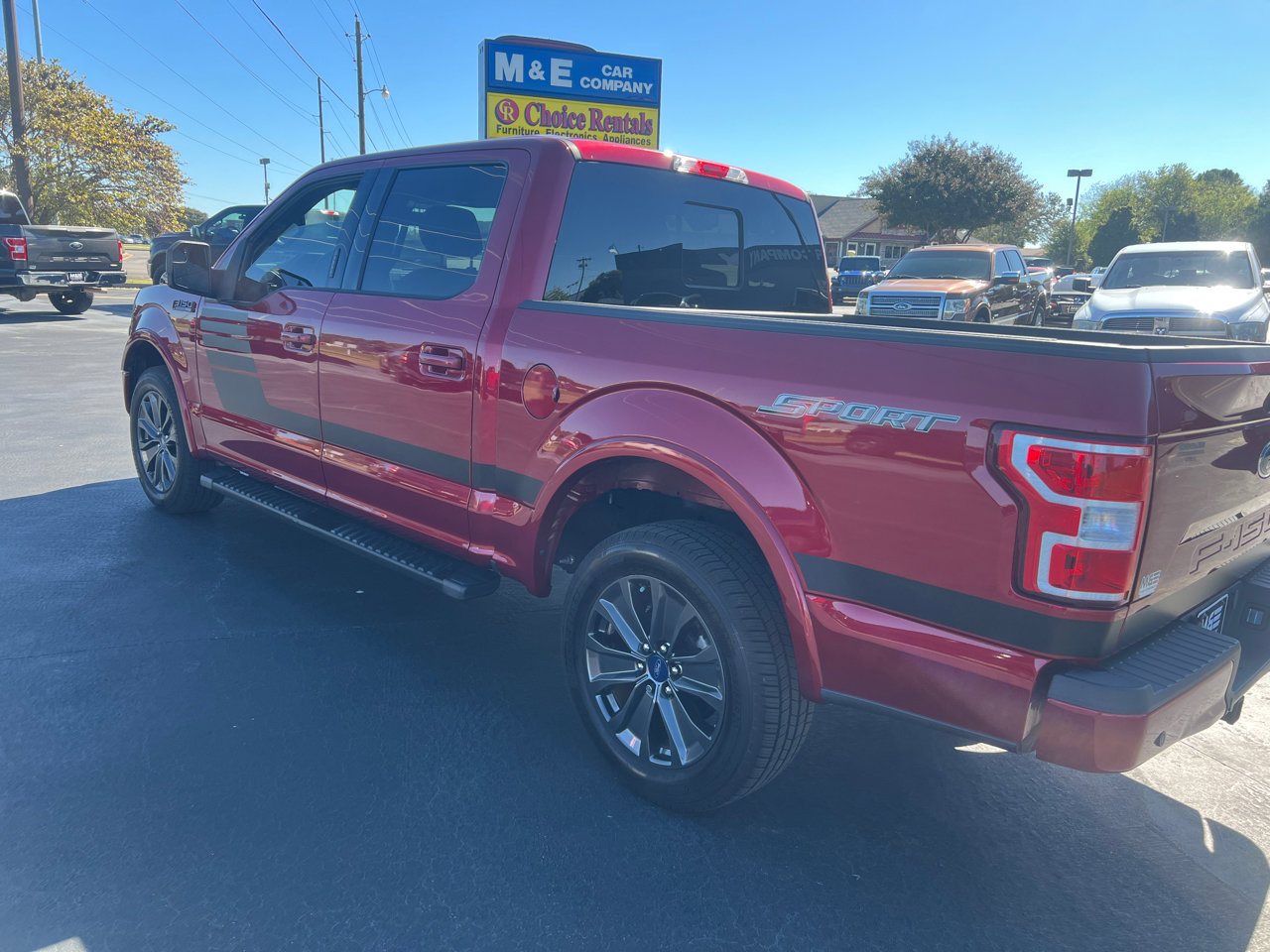 Used 2018 Ford F150 XLT w/ Equipment Group 302A Luxury image 6