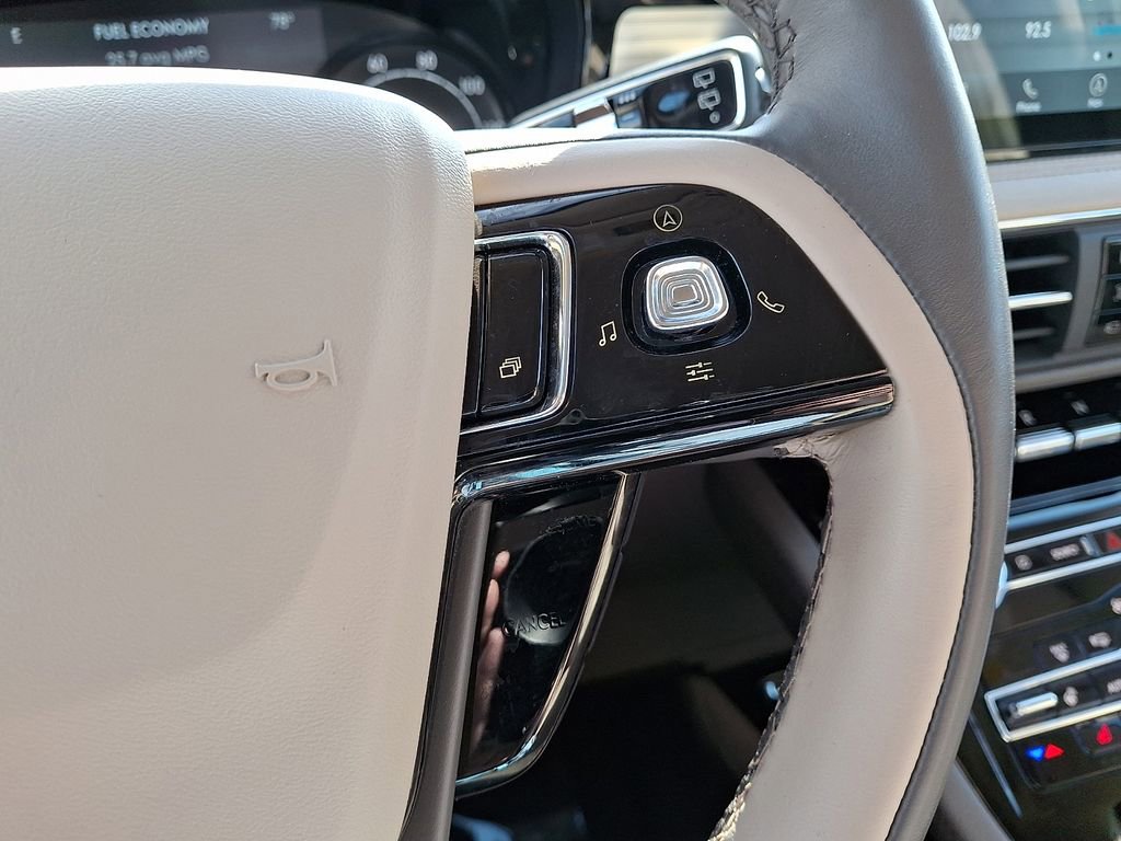 Used 2021 Lincoln Corsair AWD w/ Equipment Group 101A image 21