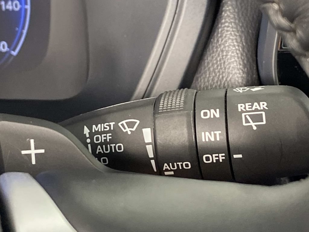 Used 2025 Toyota Grand Highlander AWD image 19