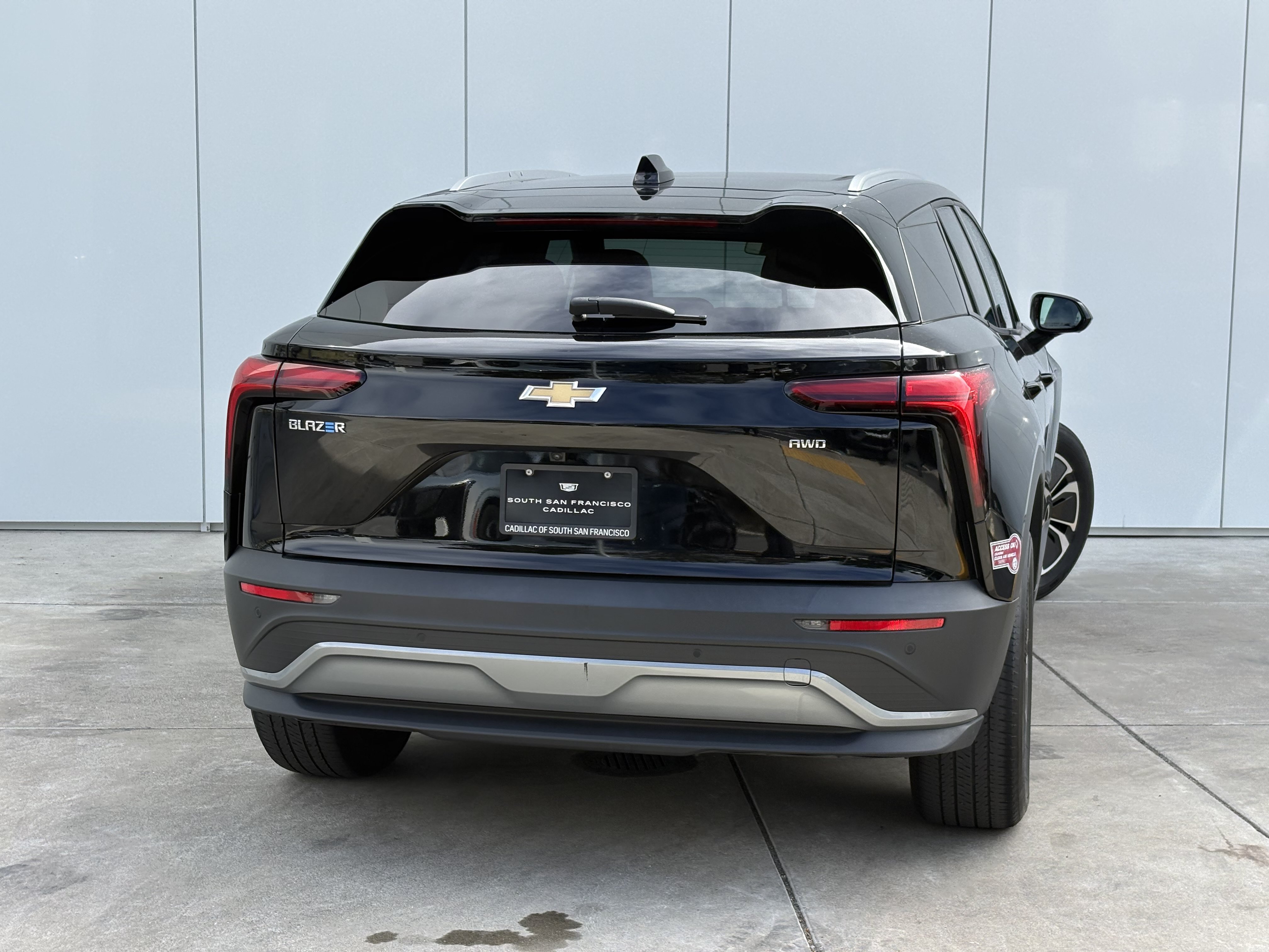 Used 2024 Chevrolet Blazer EV LT AWD/4WD image 6