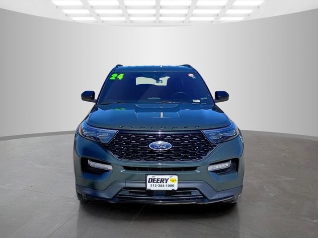 Used 2024 Ford Explorer ST-Line w/ Class IV Trailer Tow Package AWD/4WD image 3