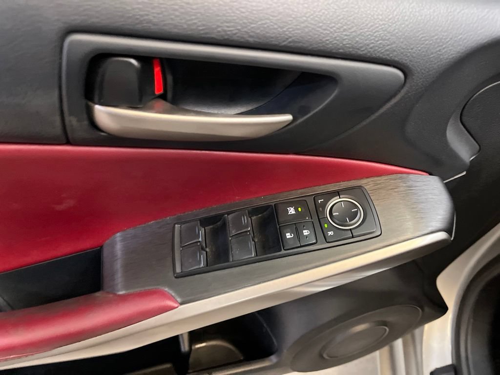 Used 2019 Lexus IS 300 F Sport w/ F Sport Package RWD image 13