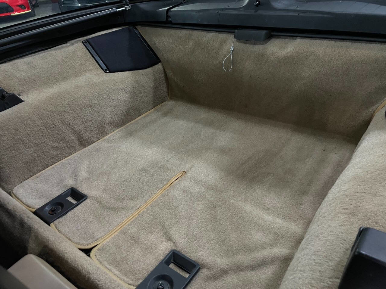 Used 1986 Chevrolet Corvette Coupe image 17