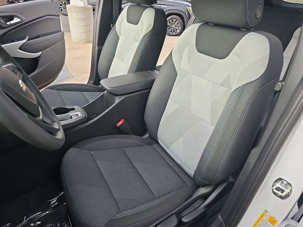 New 2026 Chevrolet Trax LS w/ LS Convenience Package image 14