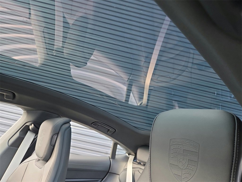 New 2026 Porsche Taycan image 15