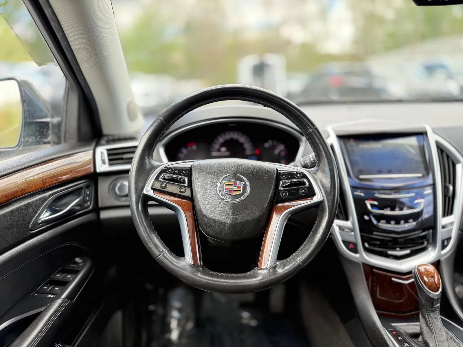 Used 2013 Cadillac SRX Luxury w/ Driver Awareness Package AWD/4WD image 14