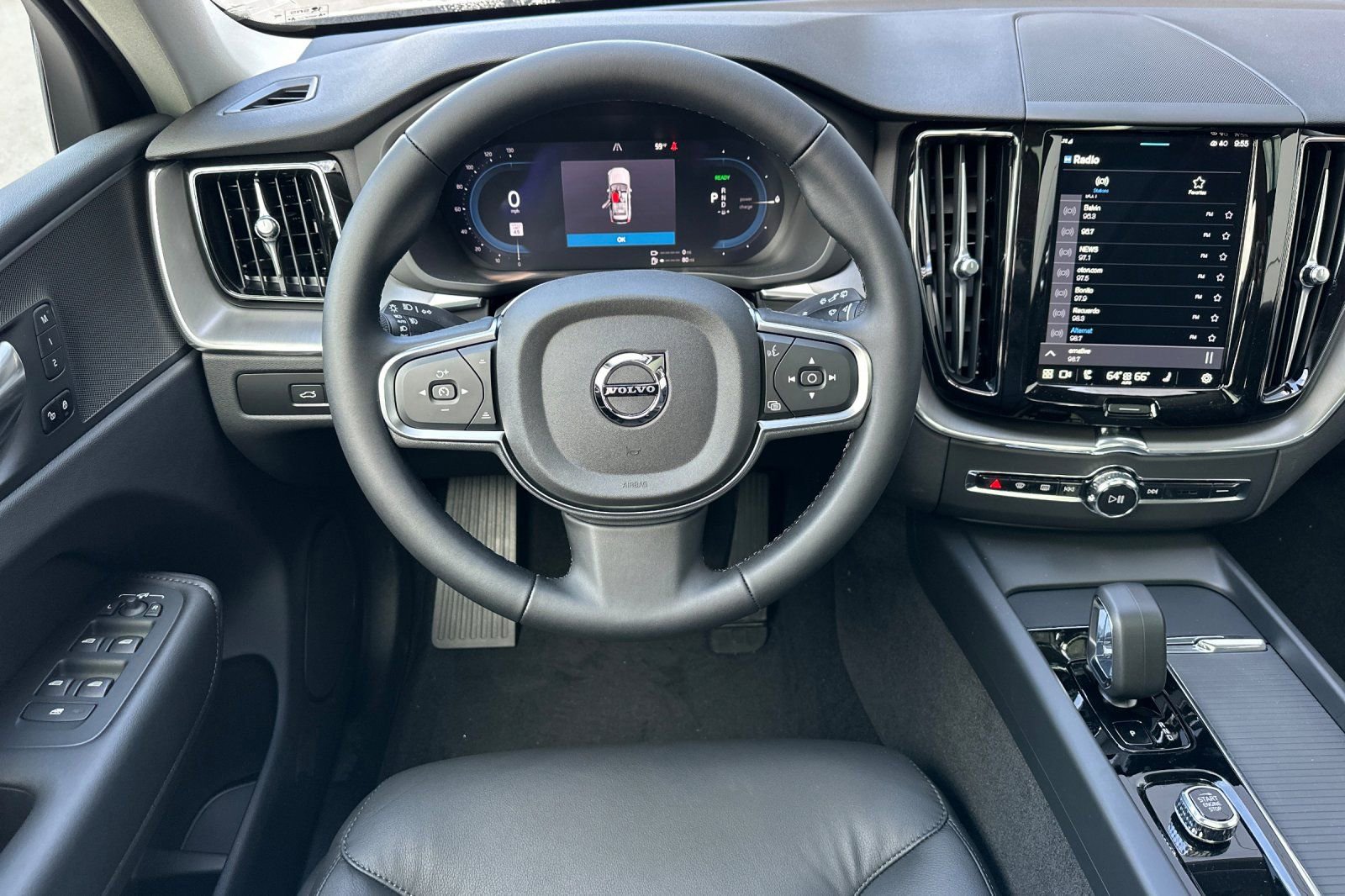 New 2025 Volvo XC60 T8 Core w/ Protection Package Premier AWD/4WD image 15
