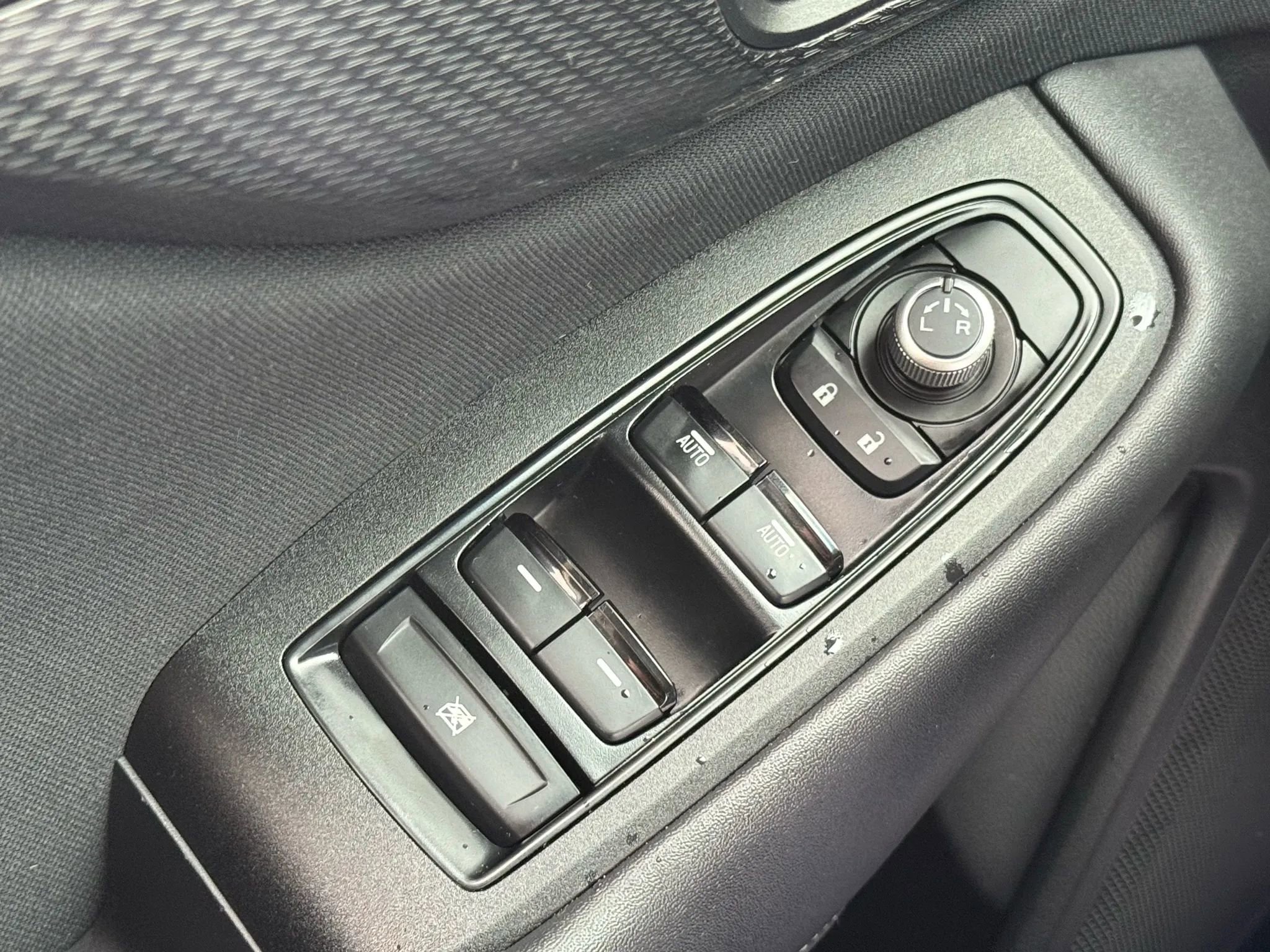 Used 2022 Subaru Outback Premium image 44