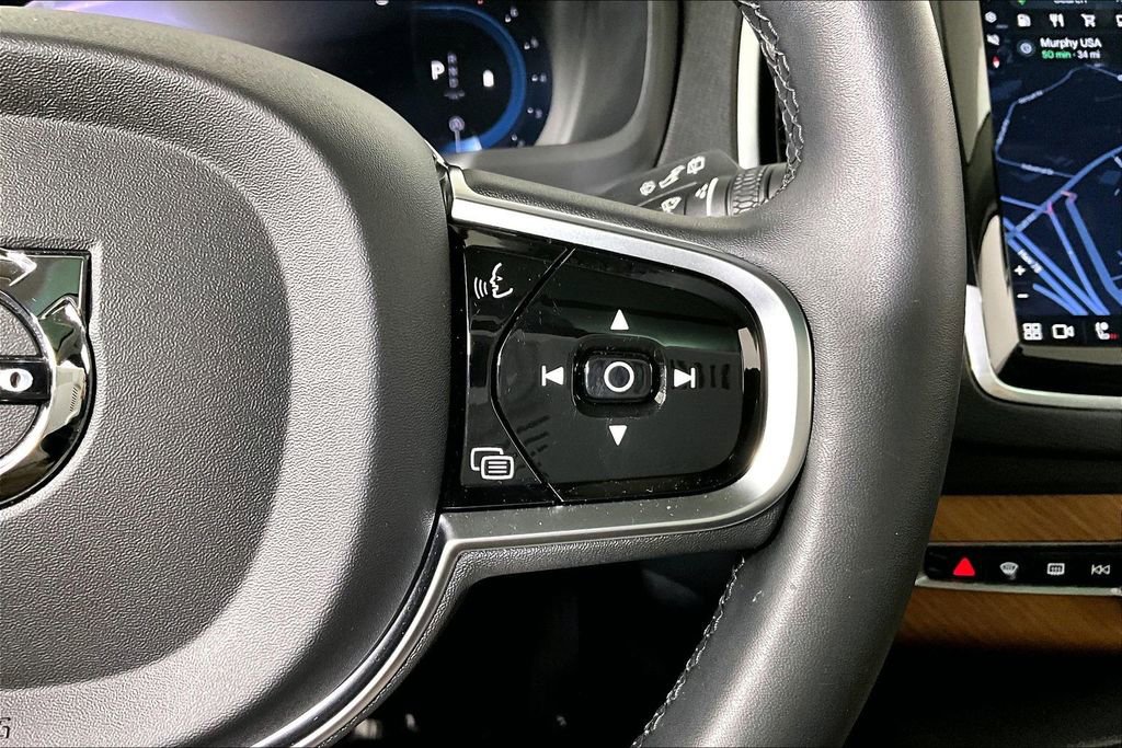Used 2024 Volvo XC90 B6 Plus w/ Protection Package image 19